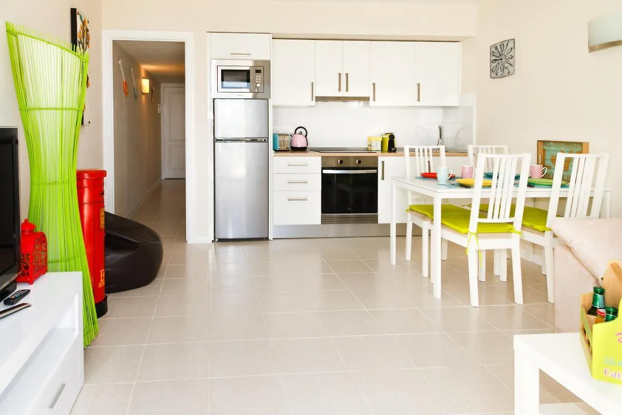 アパート プエルト・デル・カルメンBonito Apartamento & Piscinaアパートメント