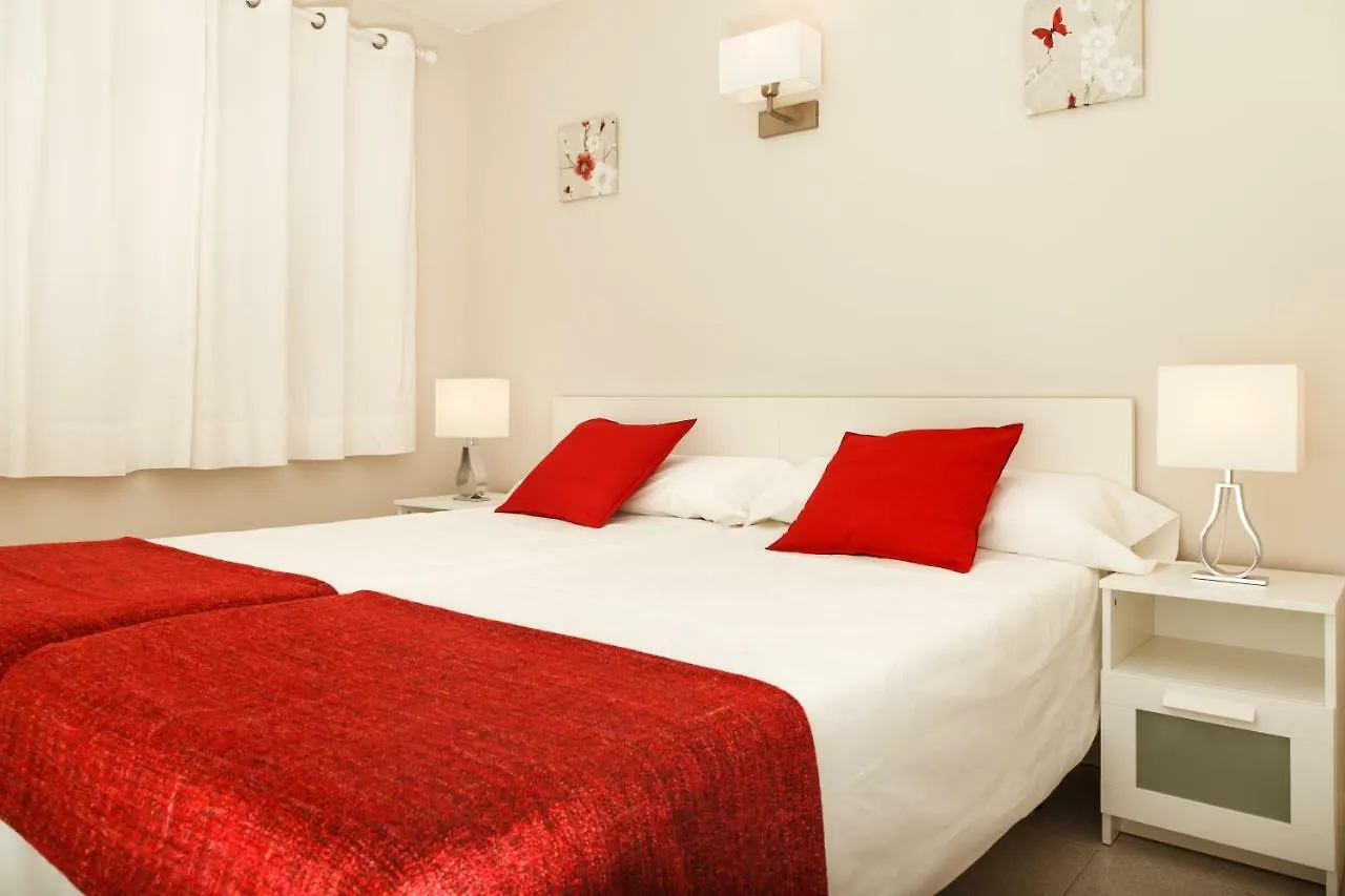 شقة بويرتو ذيل كارمين  في Bonito Apartamento & Piscina