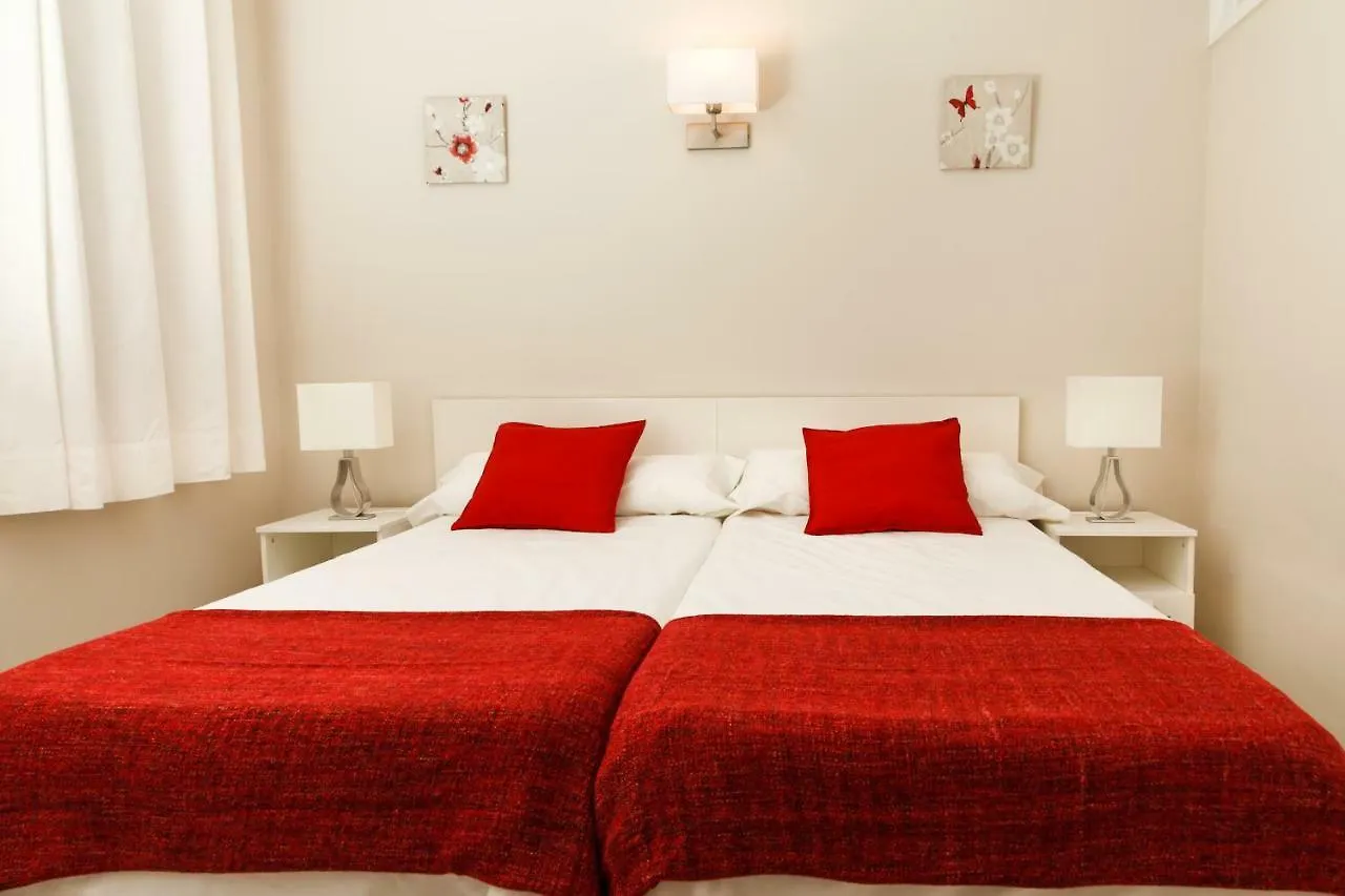 شقة بويرتو ذيل كارمين  في Bonito Apartamento & Piscina 0*,